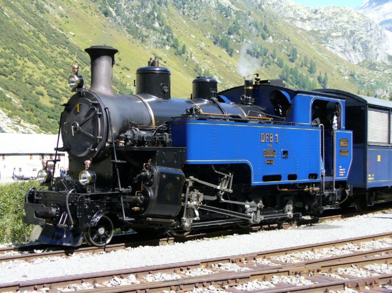 Zahnrad Dampflok HG 3/4  1  im DFB Bahnhofsareal von Gletsch am 09.09.2006