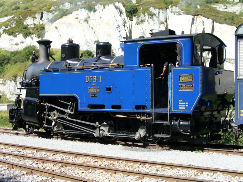 Zahnrad Dampflok HG 3/4 1 im Bahnhof von Gletsch am 09.09.2006