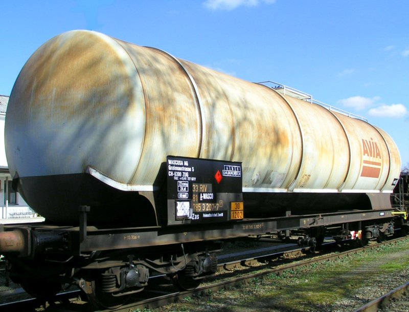 Zas_3381(A-Wasco)7853207-7  Heimatbf. Zwettl; steht zur Entladung bereit, Bhf. RIED i.I.070311