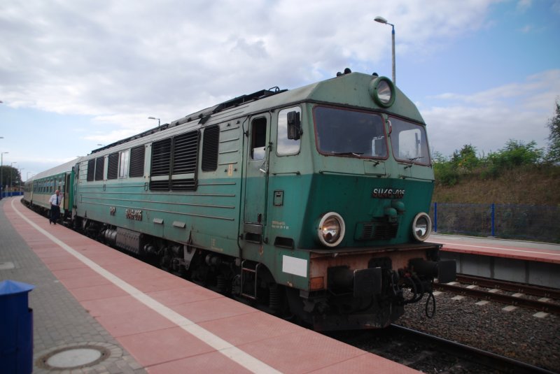 ZGORZELEC (Woiwodschaft Niederschlesien/Kreis Zgorczelec), 25.09.2009, SU46-035 nach Wrocław Główny (Breslau Hbf) im Bahnhof Zgorzelec Ujazd