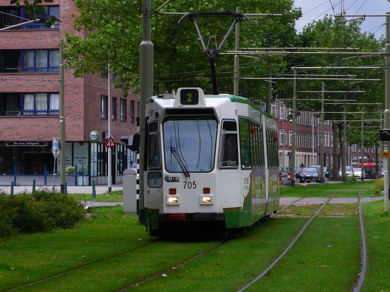 ZGT 705 kurz vor der Haltestelle  Metrostation  Maashaven am 22.07.2009
