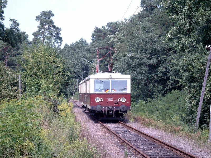 Zug aus Buckow in Richtung Waldsieversdorf. 3.8.03