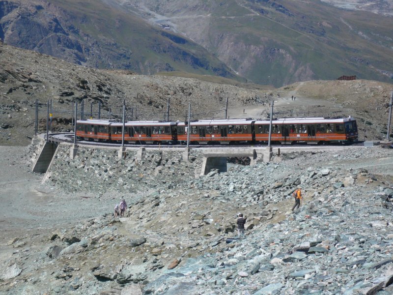 Zug nach Zermatt am 18.8.2007 am Gornergrat