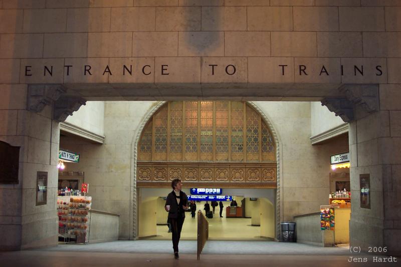 Zugang zu der Unterfhrung und dem Bahnsteigzugang in der Union Station Toronto.
Die Check-In Schalter fr die transkontinentalen Zge befindet sich ebenfalls dort.