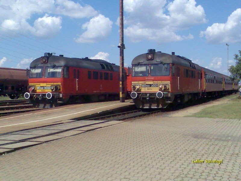 Zugkreuzung in Debrecen-Tcvlgy am 01.08.2007.