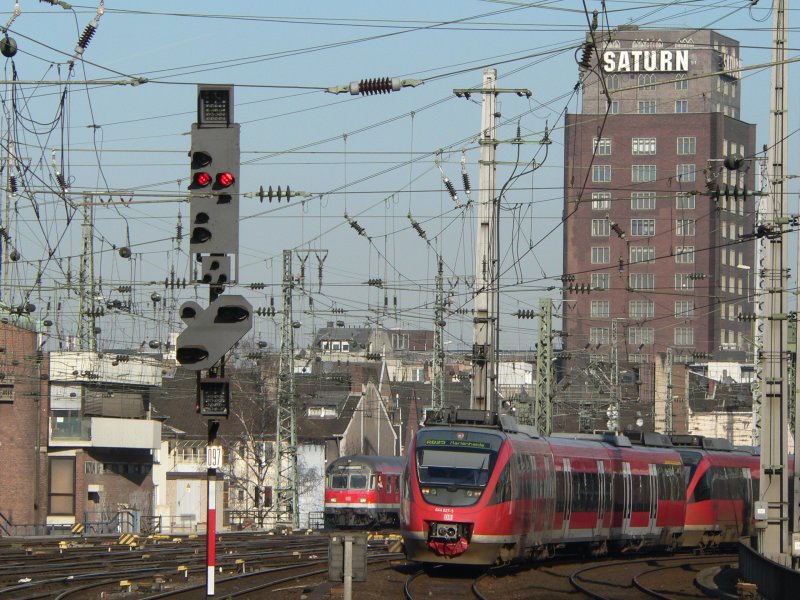 Zugverkehr am Klner Hauptbahnhof. Hier ist eigentlich immer was los. 11.3.2007