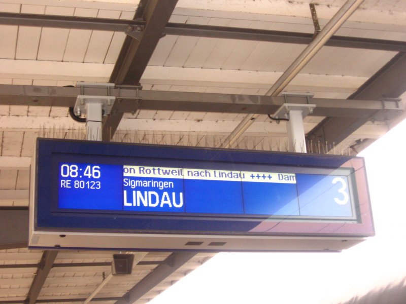 Zugzielanzeiger des Dampfsonderzuges nach Lindau in Tuttlingen 23.9.07