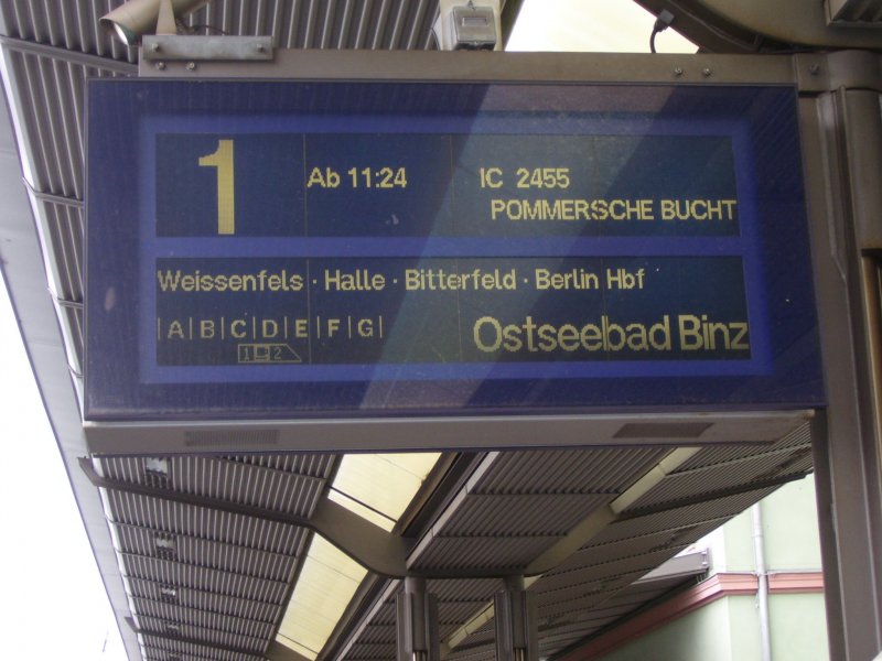 Zugzielanzeiger des IC 2455  POMMERSCHE BUCHT  von Dsseldorf Hbf nach Ostseebad Binz in Naumburg (Saale) Hbf; 08.09.2007
