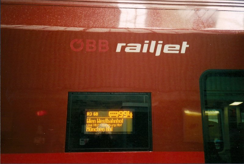 Zugzielanzeiger des Railjet in Mnchen Hbf! Bild und Scan: Korbinian E.