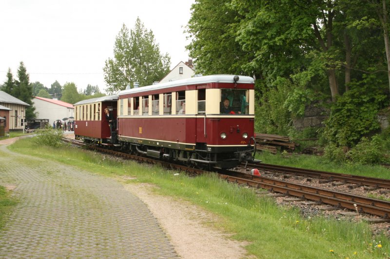 Zum 2.WCd-Schmalspurbahn-Festival am 24.-25.05.08 war auch der Zittauer Triebwagen VT 137 322 zu Gast.Aufgenommen am 24.05.08.