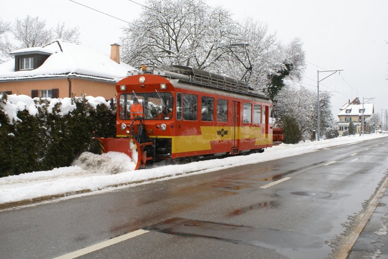 Zum Schluss noch einmal der Xe 4/4 9 bei der Fahrt von Neue Forch Richtung Forch, wo dann auch Feierabend war.
