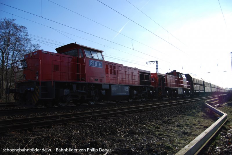 Zwei MaK G 1206 von RBH (828 und 824) am 15. Januar 2009