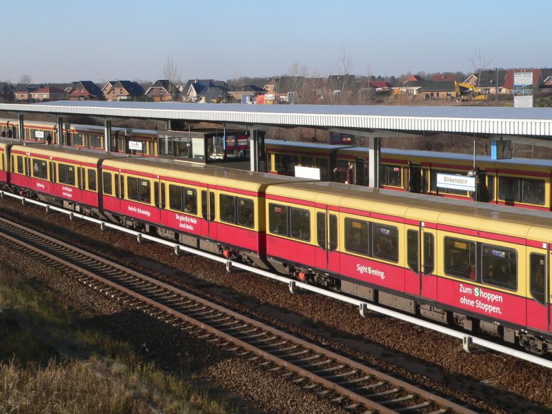 Zwei S-Bahnen treffen sich in Birkenstein. 10.12.2006