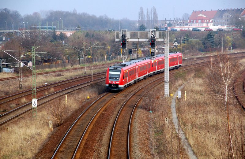 Zwei VT 612 aus Chemnitz erreichen am 04.04.09 Leipzig Ost auf der Fahrt zum Hbf.