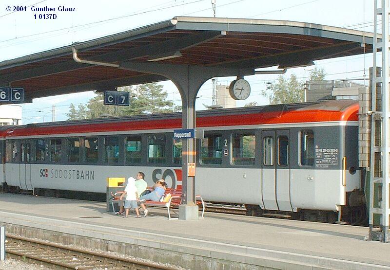 Zwischenwagen im neuen Design am 15.08.2004 in Rapperswil